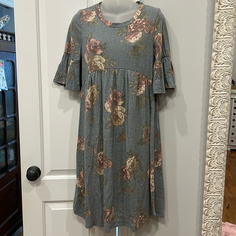 NWOT Floralmint Maternity Dress Size S